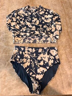 CALIA by Carrie Underwood Navy & Cream Floral Swim Set -MEDIUM